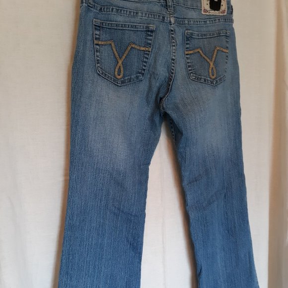 YMI Bootcut Jeans 9 - Picture 4 of 7